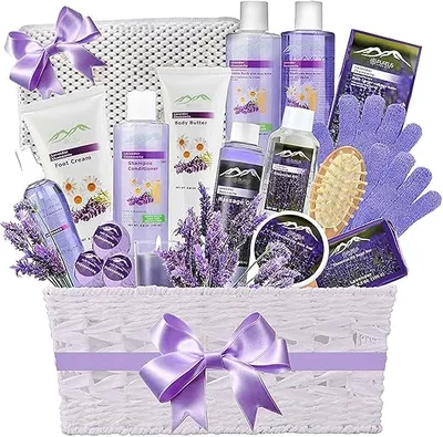 Gift basket for new year